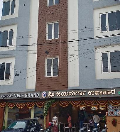 Octave Vels Grand Hotel Bangalore Esterno foto