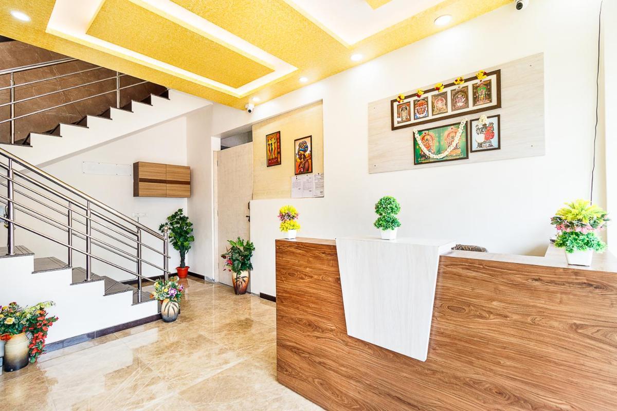 Octave Vels Grand Hotel Bangalore Esterno foto