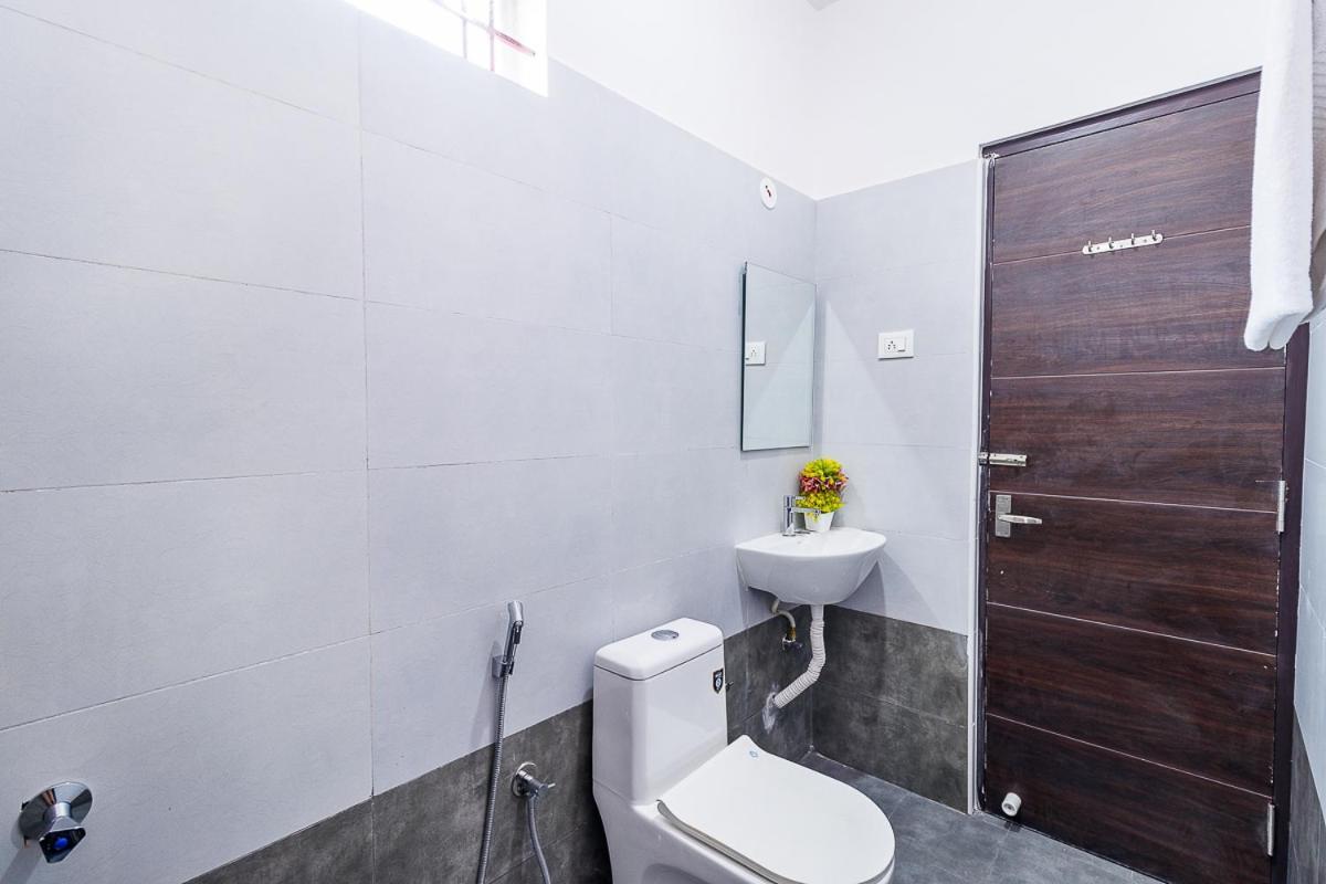 Octave Vels Grand Hotel Bangalore Esterno foto