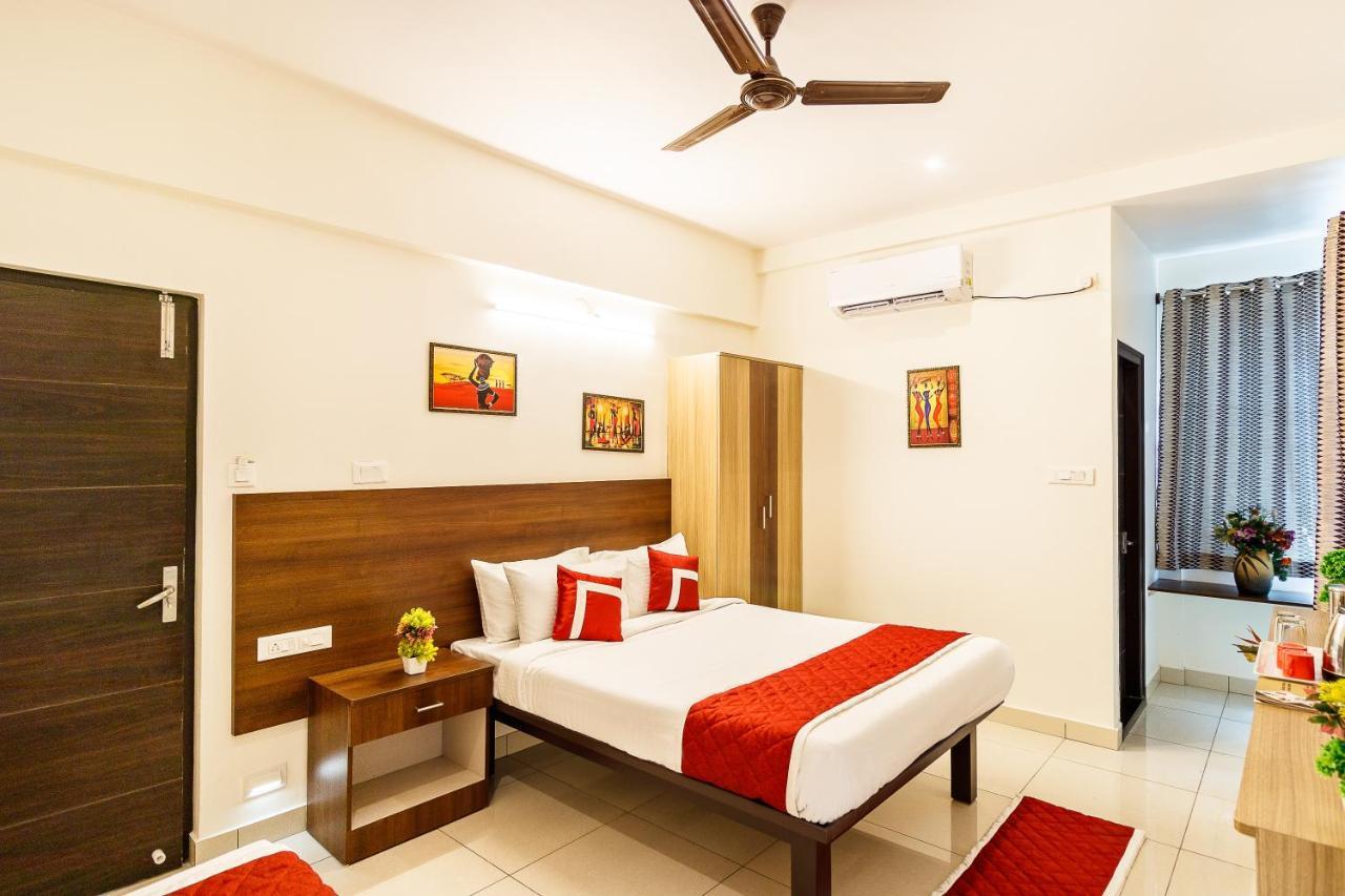 Octave Vels Grand Hotel Bangalore Esterno foto