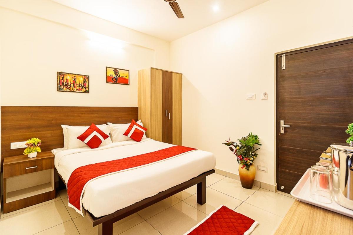 Octave Vels Grand Hotel Bangalore Esterno foto