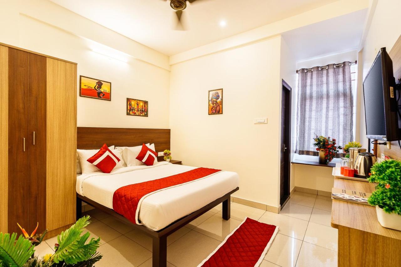 Octave Vels Grand Hotel Bangalore Esterno foto